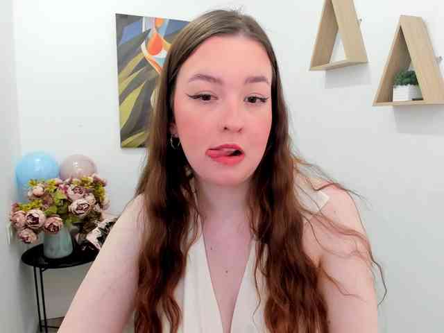 HoneyGlow webcam