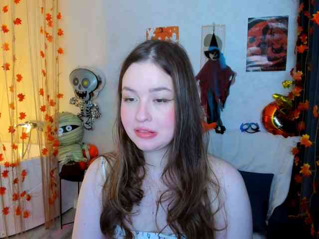 Model: HoneyGlow