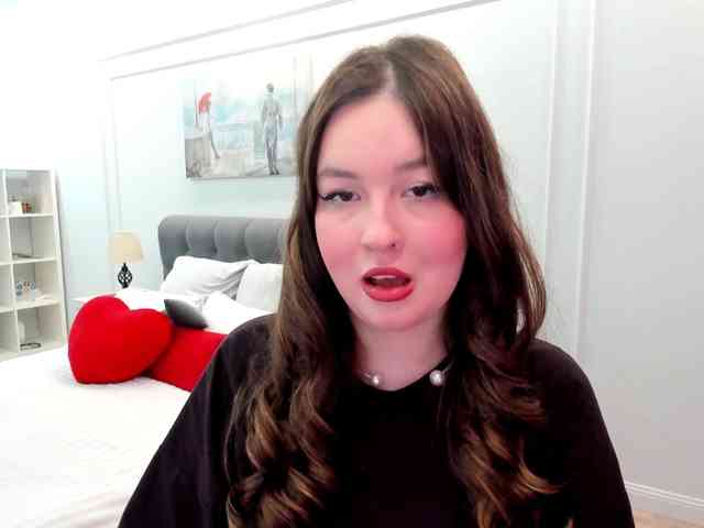 HoneyGlow webcam