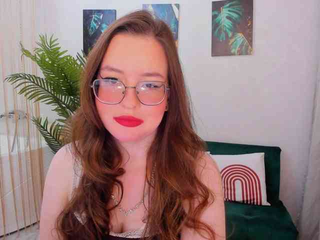 HoneyGlow webcam