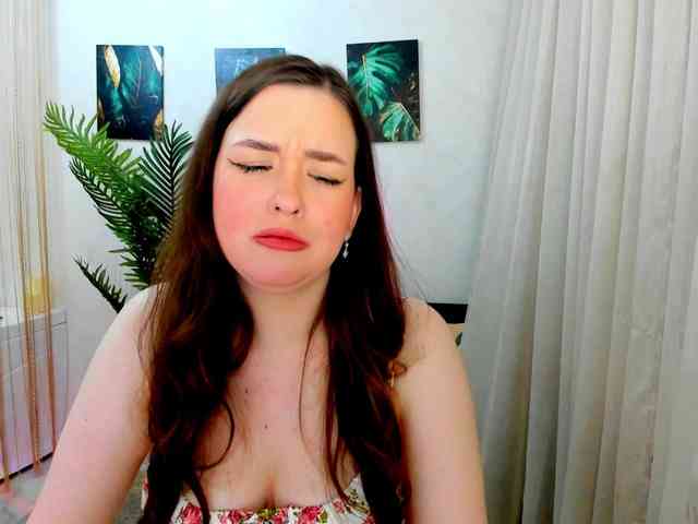 HoneyGlow webcam