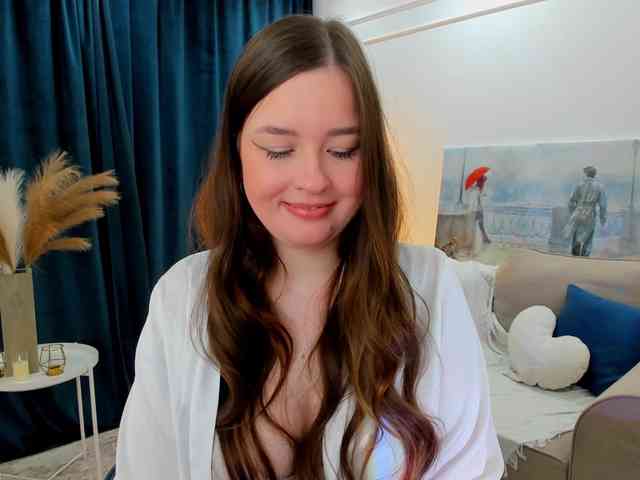 HoneyGlow webcam