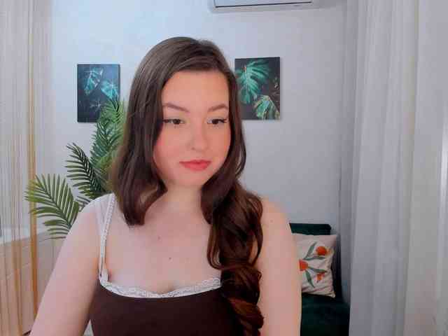 HoneyGlow webcam