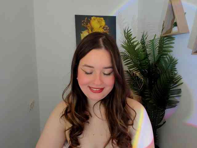 HoneyGlow webcam