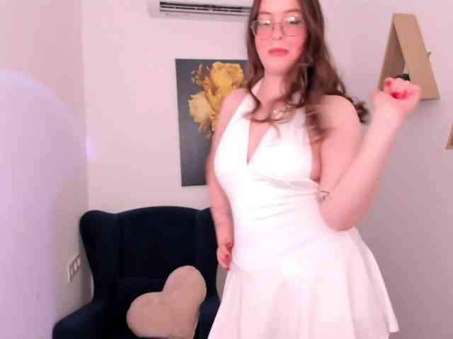 HoneyGlow webcam