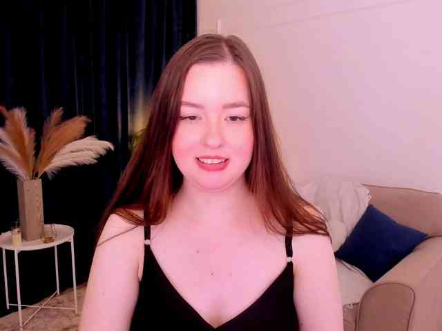HoneyGlow webcam