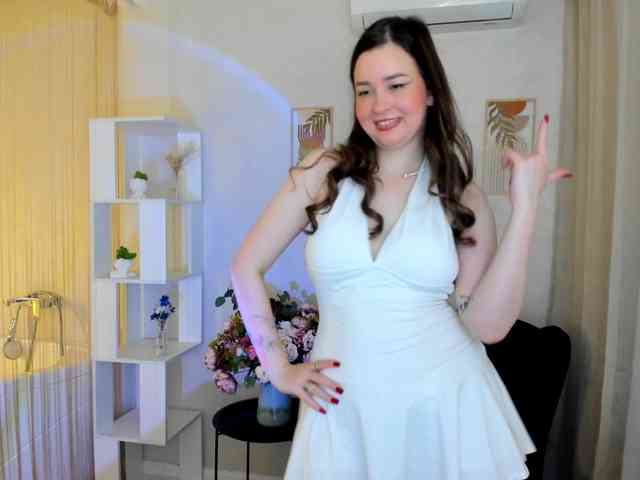 HoneyGlow webcam