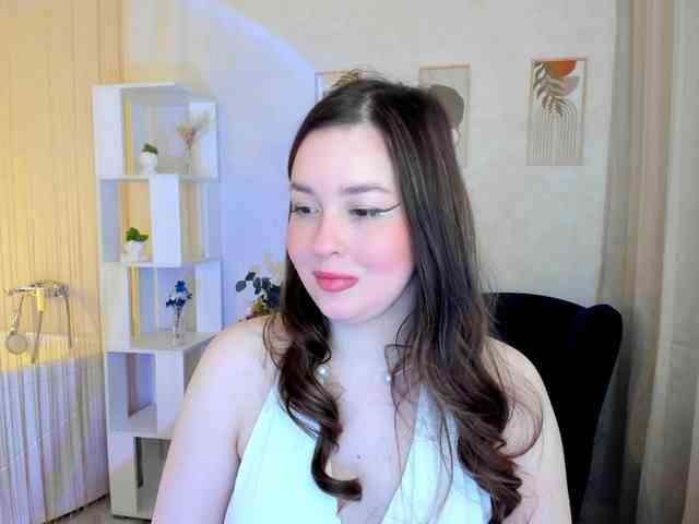 HoneyGlow webcam