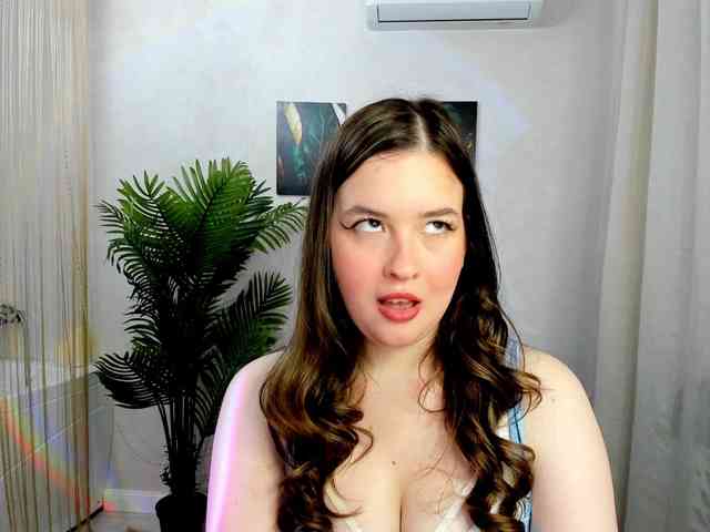HoneyGlow webcam