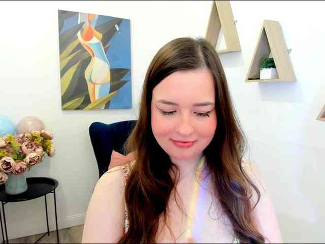 HoneyGlow webcam
