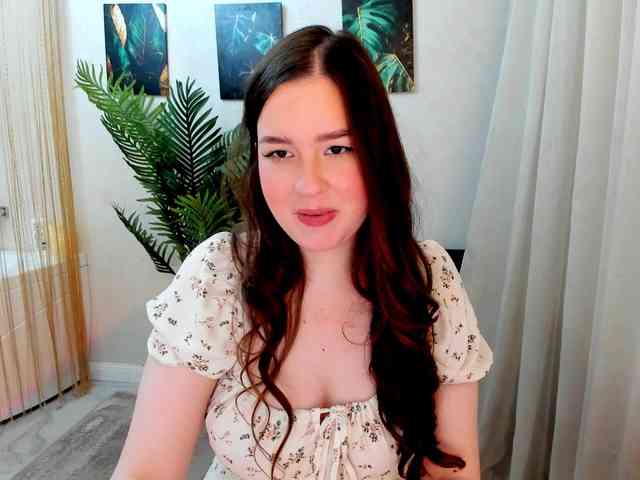 HoneyGlow webcam