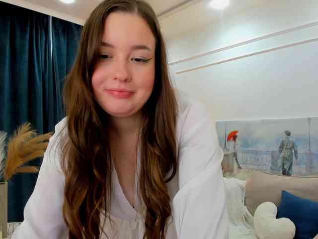 HoneyGlow webcam