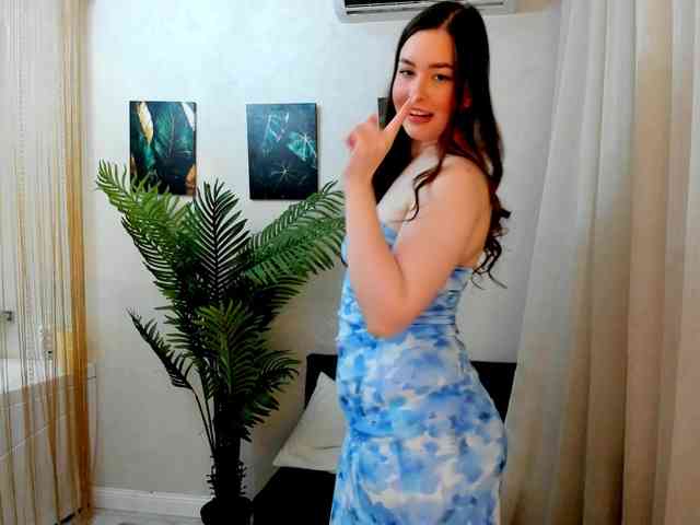 HoneyGlow webcam