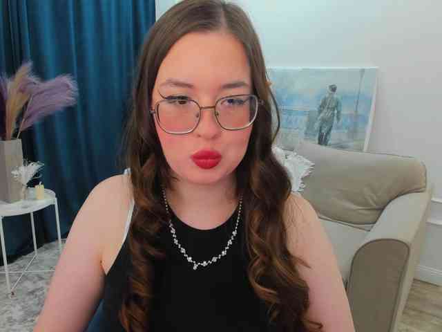 HoneyGlow webcam