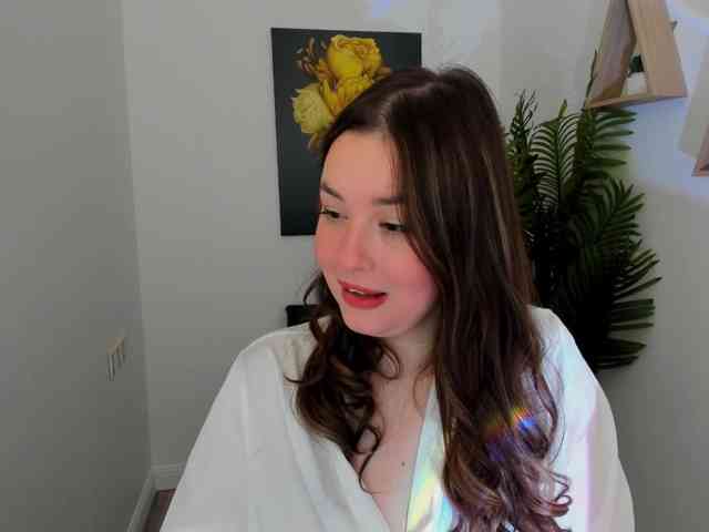 HoneyGlow webcam