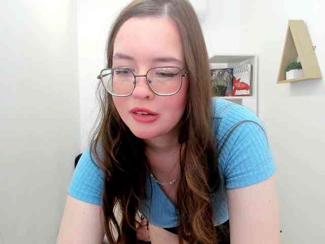 HoneyGlow webcam