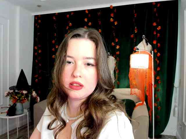 Model: HoneyGlow
