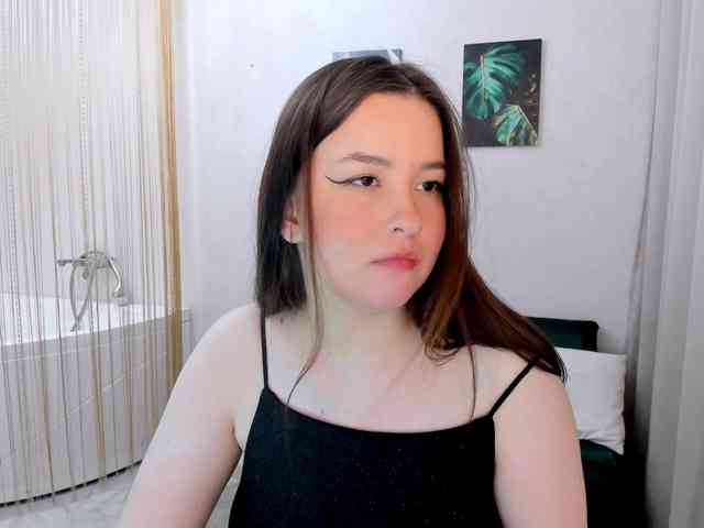 HoneyGlow webcam
