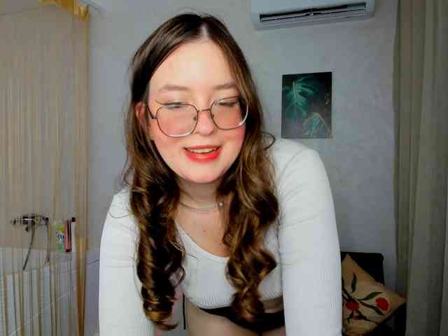 HoneyGlow webcam