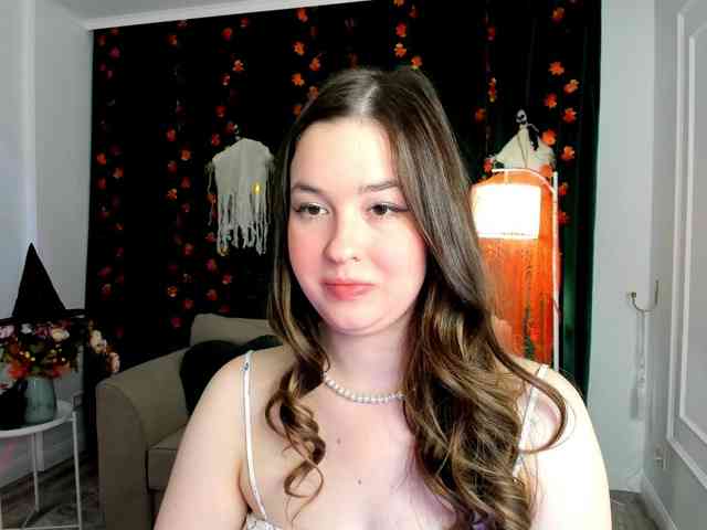 Model: HoneyGlow