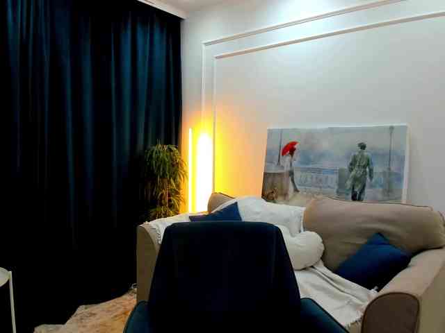 HoneyGlow webcam