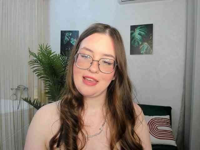 HoneyGlow webcam