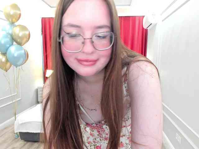 HoneyGlow webcam