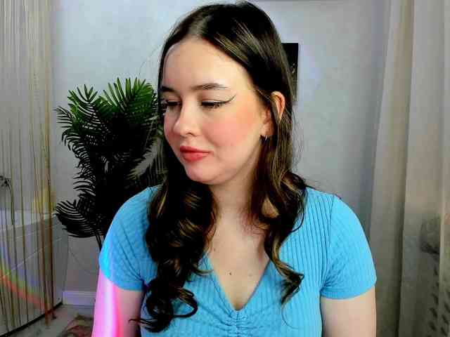 HoneyGlow webcam