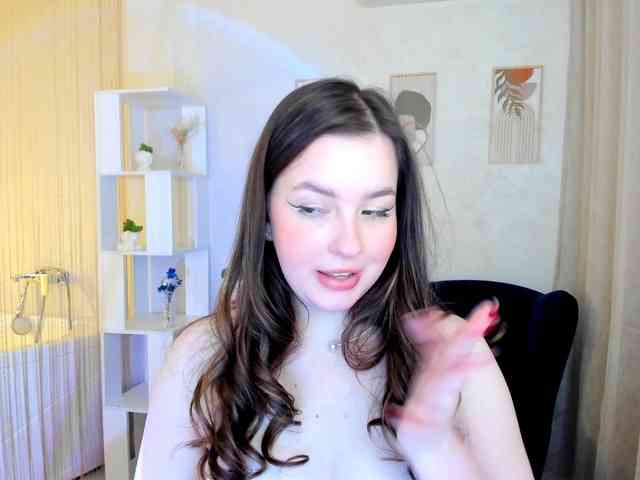 HoneyGlow webcam