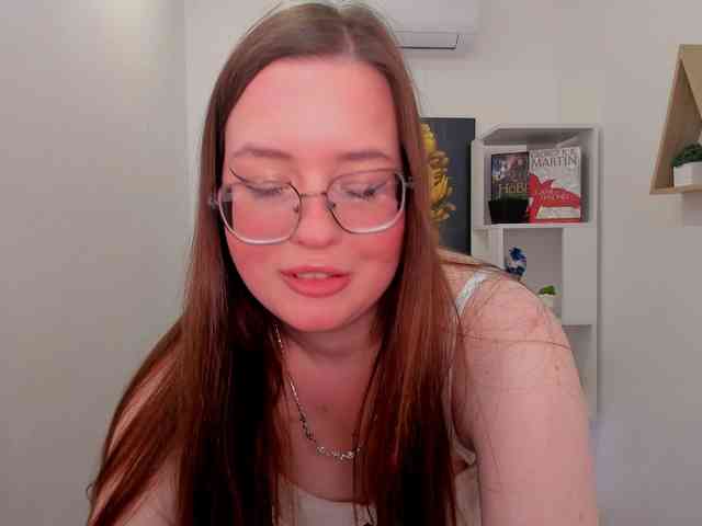HoneyGlow webcam