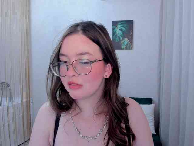 HoneyGlow webcam