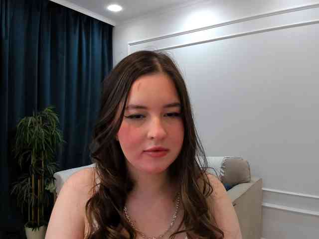 HoneyGlow webcam