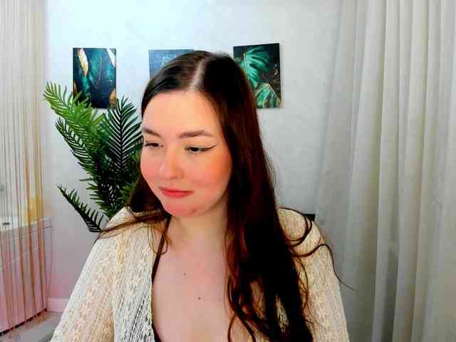 HoneyGlow webcam