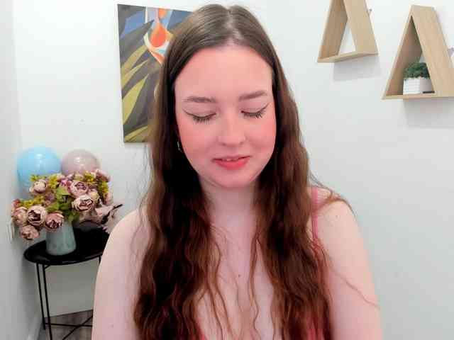 HoneyGlow webcam