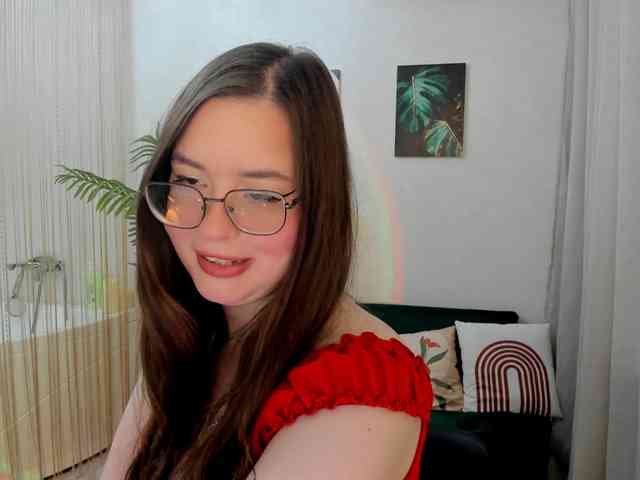 HoneyGlow webcam
