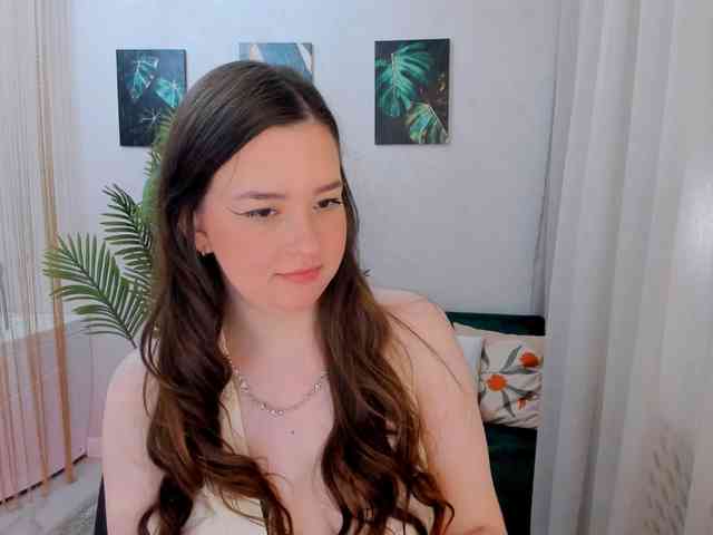 HoneyGlow webcam