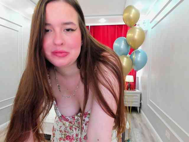 HoneyGlow webcam