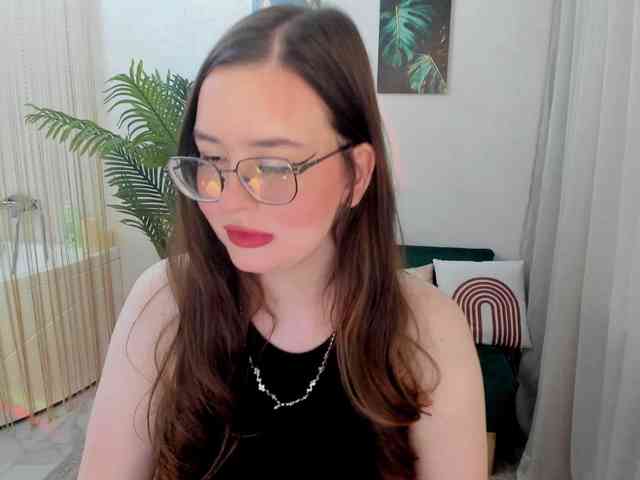 HoneyGlow webcam
