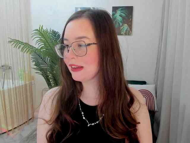 HoneyGlow webcam