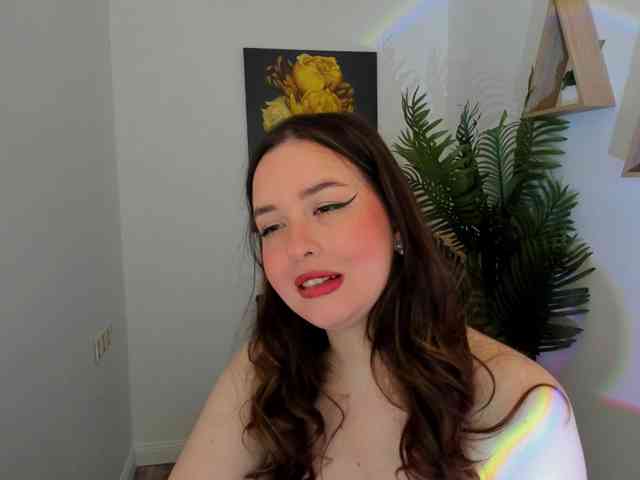 HoneyGlow webcam
