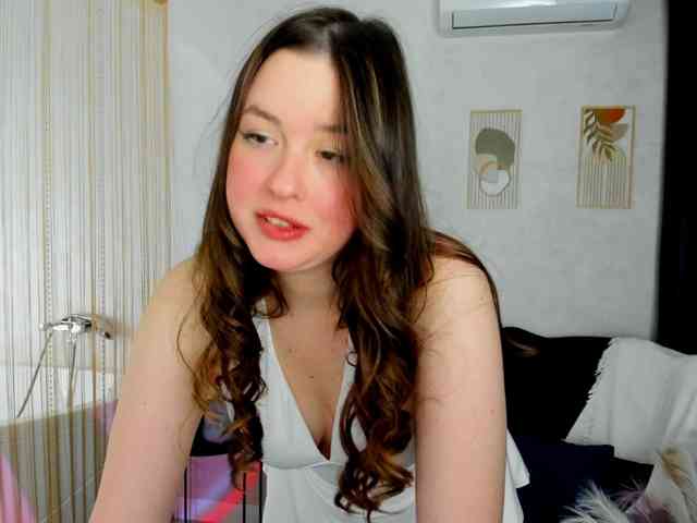 HoneyGlow webcam