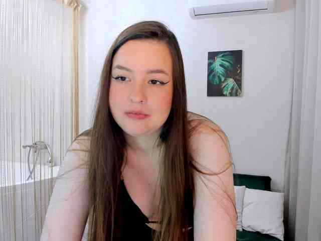 HoneyGlow webcam