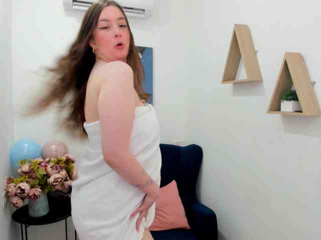 HoneyGlow webcam