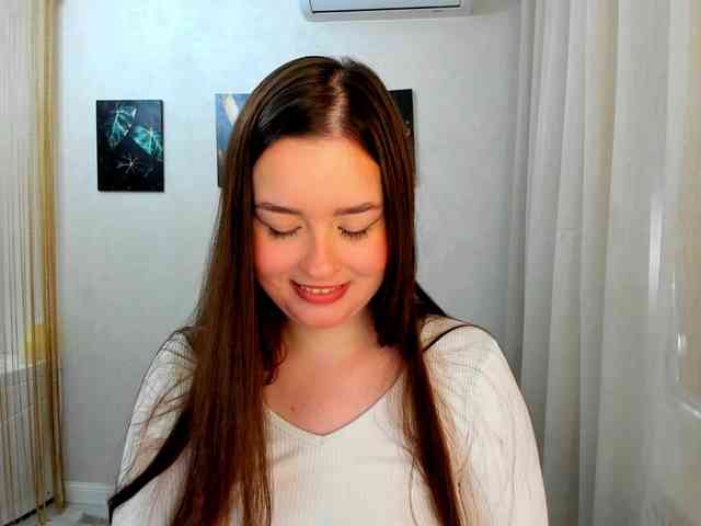 HoneyGlow webcam
