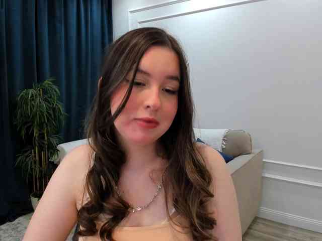 HoneyGlow webcam