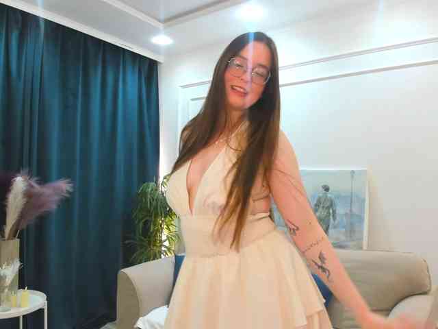 HoneyGlow webcam