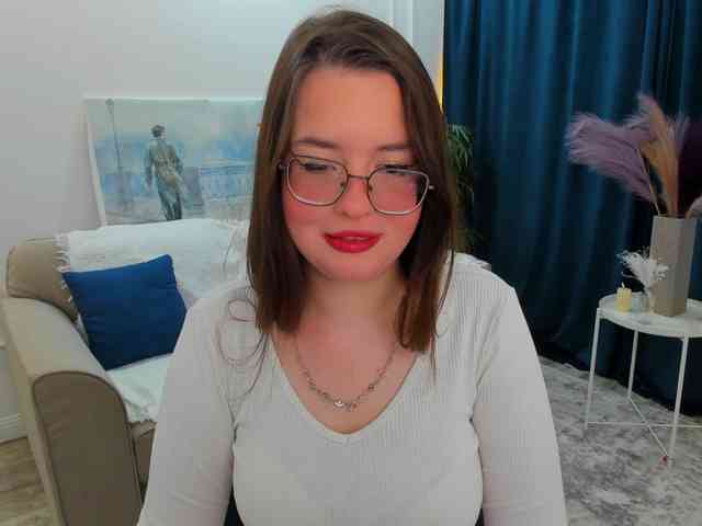 HoneyGlow webcam