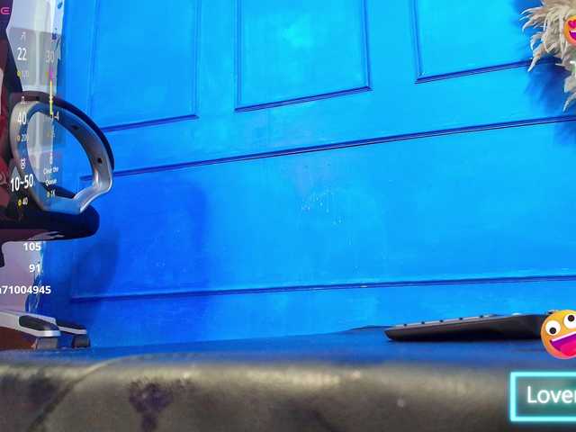 nikkivesper live webcam show