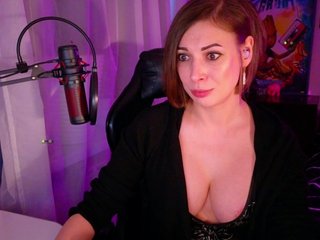 LadyLL Porn Show