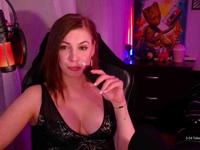 LadyLL webcam
